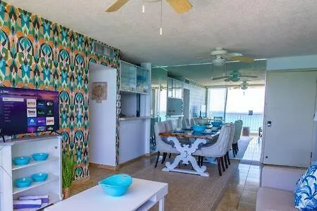 Luxury Beachfront Condo With Pool And Beachview Balcony سان خوان شقة