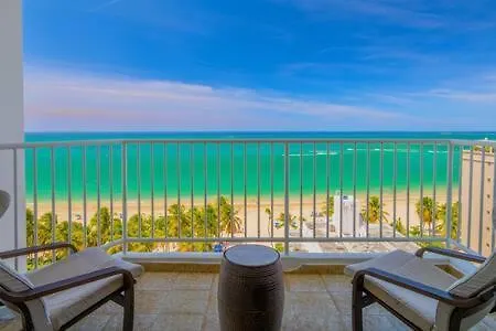 شقة Luxury Beachfront Condo With Pool And Beachview Balcony سان خوان