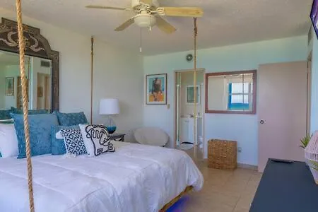 Luxury Beachfront Condo With Pool And Beachview Balcony Σαν Χουάν